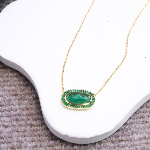 Kendra Scott Green Mix Gold Pendant Necklace - Baguette Elisa - Picture 2 of 2